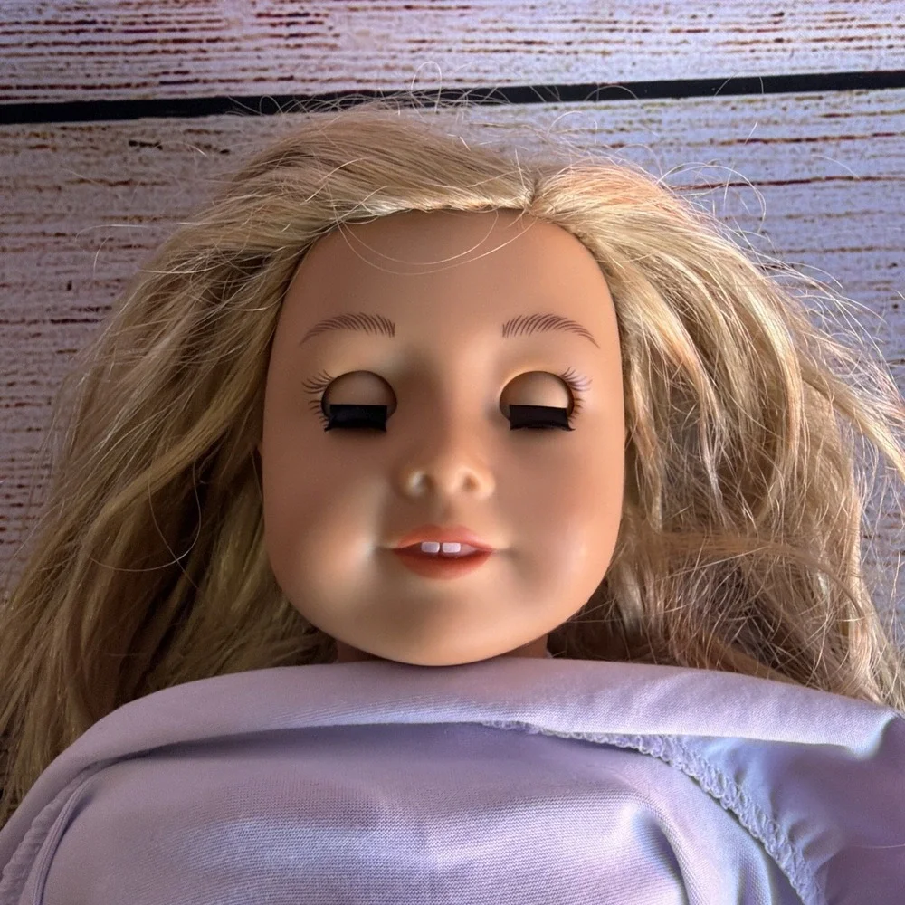 American Girl Doll Truly Me #27 Blonde Hair Blue Eyes 18
